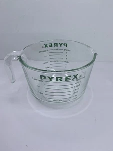 Vintage Green Pyrex Glass 8 Cup 2 QT 64 Oz RARE Measuring Cup 564 Corning USA - Picture 1 of 11