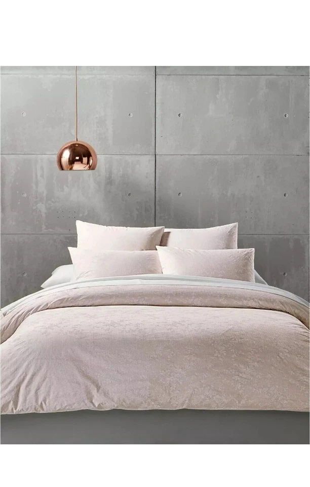 ¡Raro!  Calvin Klein "Rosamund" Rosa 4 Piezas Queen & Shams, ¡BONO! Euro Shams! Nuevo con etiquetas Foto 1 de 4