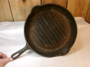 Vintage No.9 Cast Iron 11" Grill Pan Skillet ~ Unrestored - Picture 1 of 5