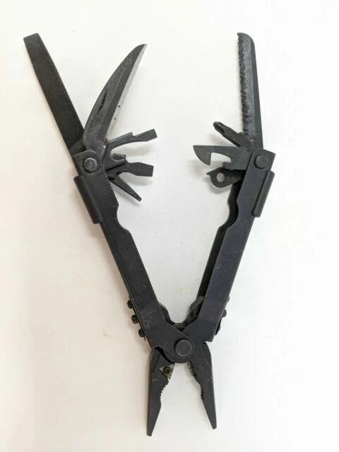 Gerber 30-000314 Multi-Plier 600 Multi-Tool - Black