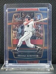2022 Panini Select Baseball - Concourse Blue Brooks Robinson #69