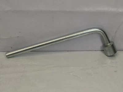 Оригинальный зажимной гаечный ключ для шин Subaru Impreza 2008-2010 годов выпуска - Изображение 1 из 4