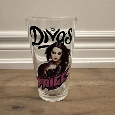 Copa de lucha libre WWE Divas Paige Pint Glass 2015 nuevo Saraya Foto 1 de 4