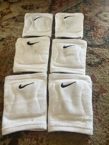 Nike White Knee Pads Lot (3 Pairs) Xl/2xl For Volleyball - Picture 1 of 2