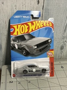 Hot Wheels NISSAN SKYLINE 2000GT-R LBWK 1/64 THEN AND NOW 1/10 - Picture 1 of 7