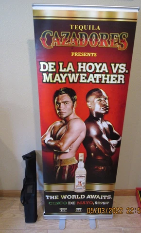 Oscar De La Hoya/Floyd Mayweather Boxing Tequila Cazadores Portable Bar Sign Cover