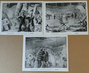 VERSCHLEIERTE DAME 3 Original Film Fotos tanzende Eskimos Eisbären Pinguine 1956 - Bild 1 von 4