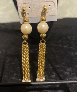 Vintage Avon Earrings Long Gold Chain Tassel Dangle Faux Pearl 3.5 Inch 1980s - Picture 1 of 8