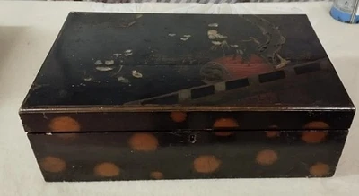 Boite Coffret Napoléon III En Bois Peint, Chinoiseries Et Incrustations De Nacre - Photo 1/4