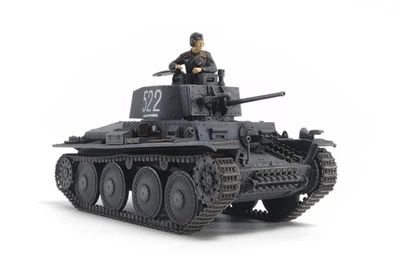 1/48 Military Miniature No.83 German Army Light Tank 38 (t) E/F Type Plastic Mod - Image 1 of 4