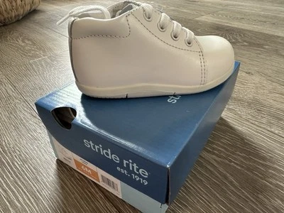 Stride Rite Elliot Zapatos para Caminar Blancos NUEVO en CAJA 6M Cuero Fácil Ajuste Nuevo en Caja Foto 1 de 4