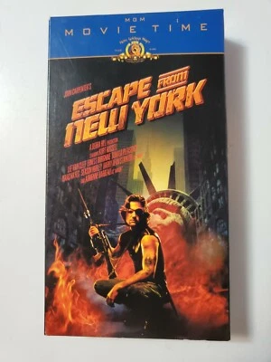 ESCAPE From NEW YORK VHS 1981 Kurt Russel John Carpenter Entertainment A Classic - Image 1 of 4
