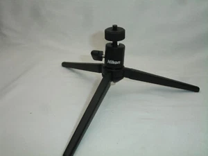 Nikon Table Top Mini Action Compact Camera Tripod Aluminum - Picture 1 of 6