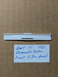 AMT 71 PLYMOUTH DUSTER FRONT FILLER PANEL NEW!! 1/25 - Picture 1 of 1
