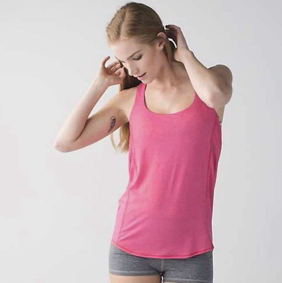 Regata Lululemon Free 2 Be Wild em Bon rosa borboleta asa de anjo tamanho 6 - Imagem 1 de 4