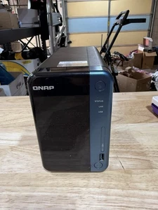 Qnap Ts-253Be NAS - UNIT ONLY NO POWER CORDS - Bild 1 von 5