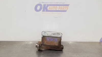 Pontiac Firebird 1980 transmisión automática freno cilindro maestro Foto 1 de 4