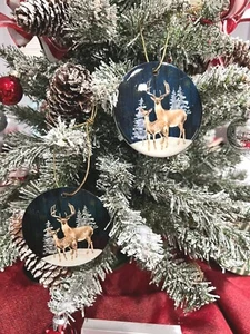 RENOS EN NIEVE Adorno de cerámica y metal, decoración o tu árbol - Regalo perfecto - Imagen 1 de 5