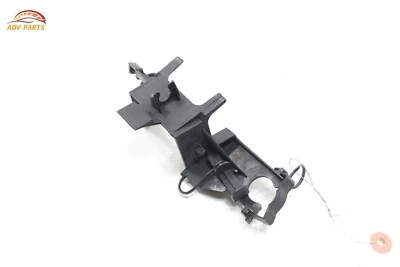 2016 MERCEDES GLA250 X156 FRONT RIGHT SIDE BRAKE LINE HOSE SUPPORT BRACKET OEM Foto 1 de 4