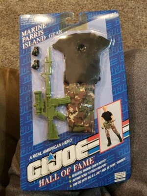 1993 Hasbro Gi Joe Hall of Fame Marine Parris  Island Gear  - Image 1 of 4