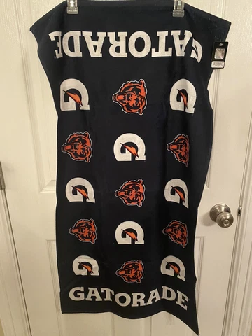 NWT Chicago Bears Gatorade Sideline Towel Cover