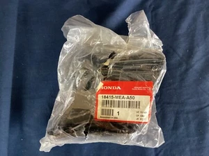 NEW OEM Honda 2004-2009 Shadow VT Muffler Stay 18415-MEA-A50* - Picture 1 of 2