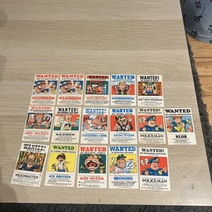 Job Lot Bundle 16 x original 1977 Topps Chewing Gum - WANTED Sticker Trade Cards - Picture 1 of 6