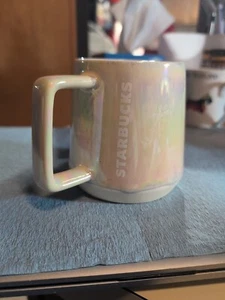 Starbucks Coffee Iridescent Pearl Melt Drip Mug 2019 – 12 oz. Collectible - Picture 1 of 3