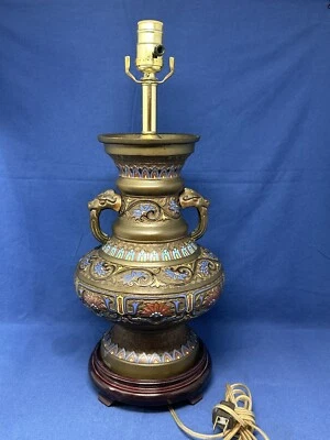 LÁMPARA DE MESA CHAMPLEVE Foto 1 de 4