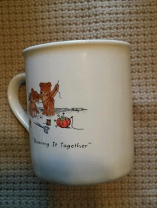 VTG 1985 HALLMARK MUG MATES COFFEE TEA CUP MUG "BEARY BEST FRIENDS" TEDDY BEARS - Picture 1 of 7