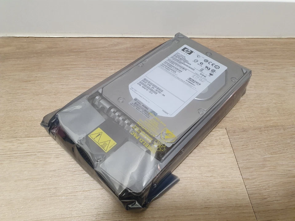 HP Invent Interne Festplatte HDD 300GB 15000RPM Wide Ultra A320 SCSI BF3008B26C - Bild 1 von 4