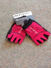 altura fingerless cycling gloves