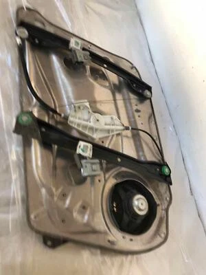 Regulador de ventana de puerta delantera Mercedes Benz C300 2008-2014 con panel izquierdo de altavoz Foto 1 de 4