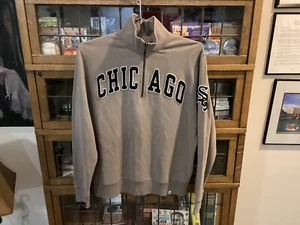 Chicago White Sox SEWN Gray SPELL OUT 1/4 Zip ‘47 BRAND Sweatshirt SZ M - Cool - Picture 1 of 13