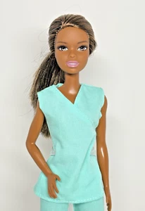 Barbie Mattel You Can Be Anything Baby Doctor Morena Muñeca con atuendo - Imagen 1 de 15