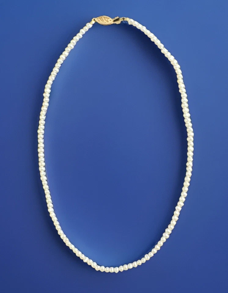 Colar de pérolas vintage perfeito estado 15,5 polegadas com nós fecho de ouro 14K 6-6,5 mm 3,175 mm Prl - Imagem 1 de 1