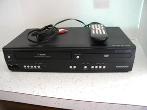 Magnavox DV220MW9 A DVD VCR VHS COMBO Player Recorder mit Fernbedienung & AV Kabel - Bild 1 von 6