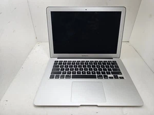 MacBook Air (A1369) 13 pulgadas 2011 ESPECIFICACIONES DESCONOCIDAS SIN PROBAR - Imagen 1 de 6