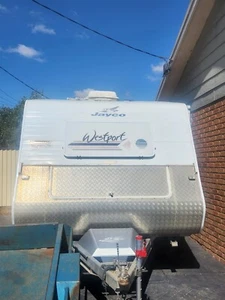 Caravan - Picture 1 of 8