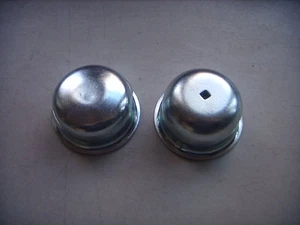 VW Dust Grease Caps Front Wheel Axle 1966-79 Volkswagen Lft & Rt, Beetle & Ghia - Picture 1 of 2