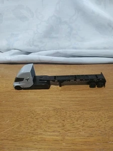 Matchbox Tesla Semi - 2019 - GMD02 - MB1110 - With Basic Trailer - Picture 1 of 17