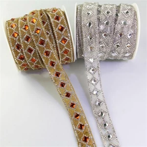 Nastro applique bordo strass cristallo oro argento fai da te cucito indumenti artigianato - Foto 1 di 7