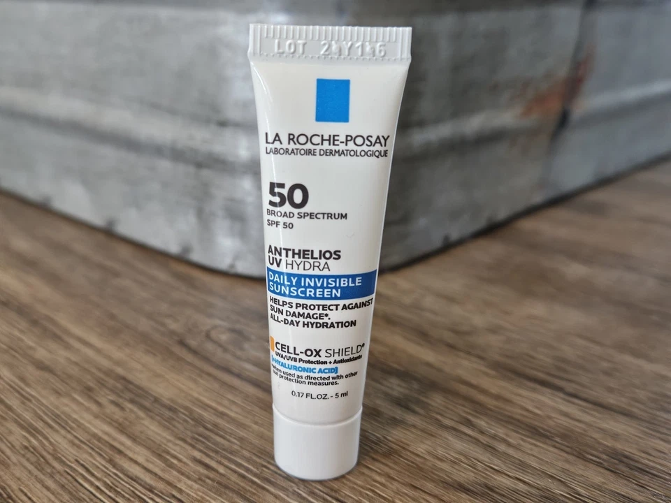 Protector solar invisible diario La Roche-Posay Anthelios UV Hydra FPS 50,17 fl oz NUEVO - Imagen 1 de 1