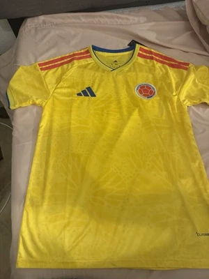 Camiseta de Fútbol Colombia Adidas Copa Mundial 2026 Versión Aficionado Nueva con Etiquetas Auténtica Foto 1 de 3
