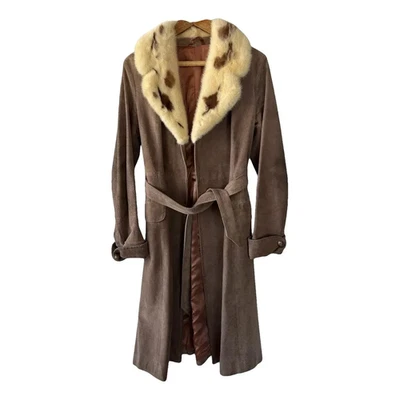 Brunello Cucinelli Suede Coat with Fur Collar – Brown – Women’s Size M (Tag XL, - Imagem 1 de 4
