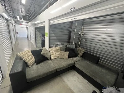 Jamal ii LAF SECCIONAL  Foto 1 de 4