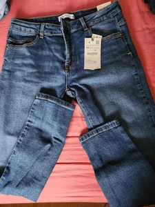 NWT Zara Midrise Skinny Leg Ankle Length Stretch jeans size UK16 - Picture 1 of 3