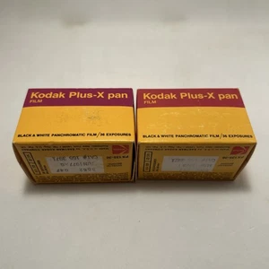 2 Rollen Kodak Plus X Pan Schwarzweiß Panchromatic Film PX 135-36 ABGELAUFEN - Bild 1 von 5