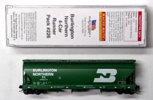 MTL Micro-Trains 09453311 Burlington Northern BN 446272 3 bay covered hopper - Picture 1 of 1