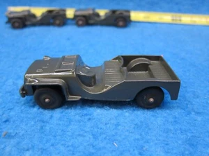 Vintage Tootsie Toy Army Military Jeep Car 1950's 1960s Green WWII Pressed Steel - Picture 1 of 6